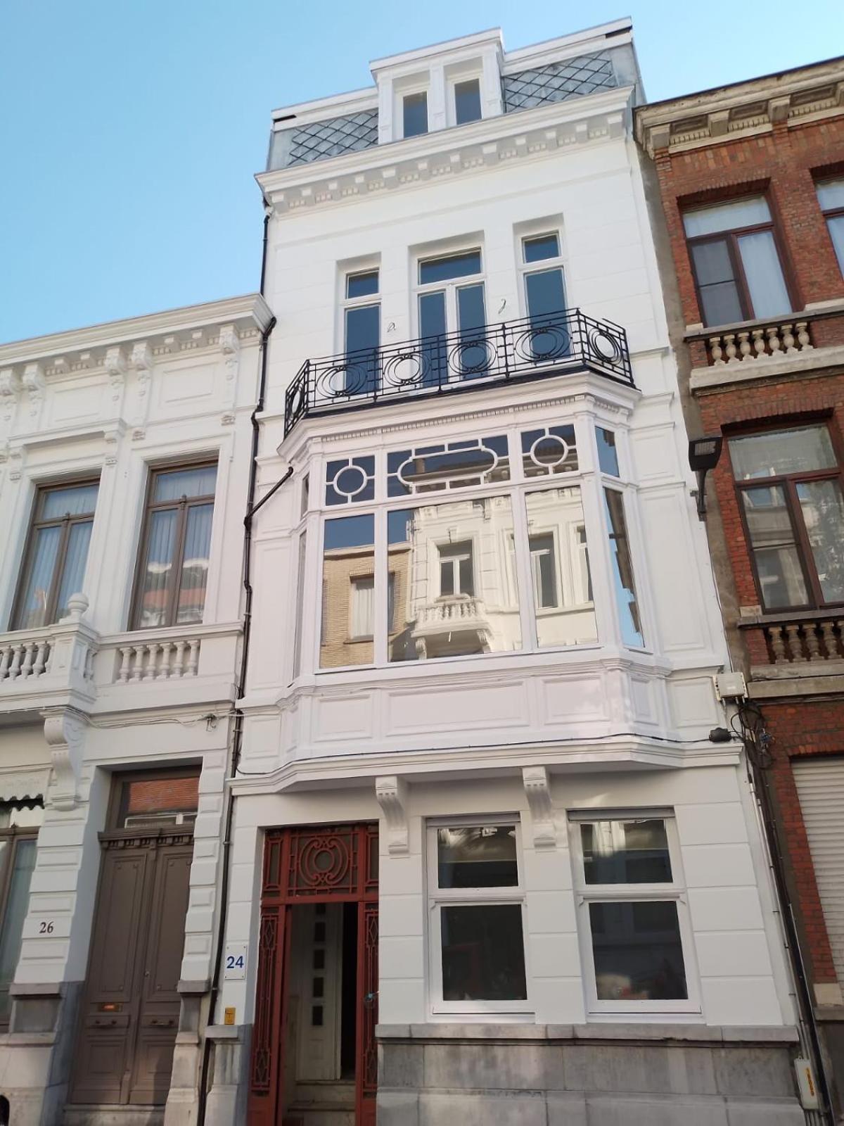 Your Homestay In A Bibliophile Mansion Anvers Exterior foto