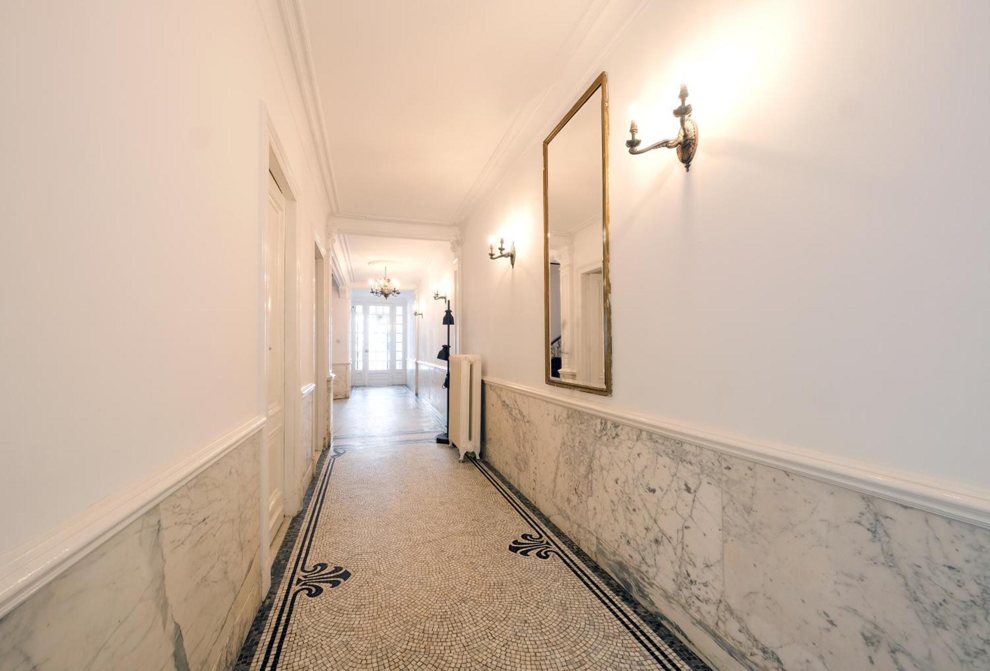 Your Homestay In A Bibliophile Mansion Anvers Exterior foto