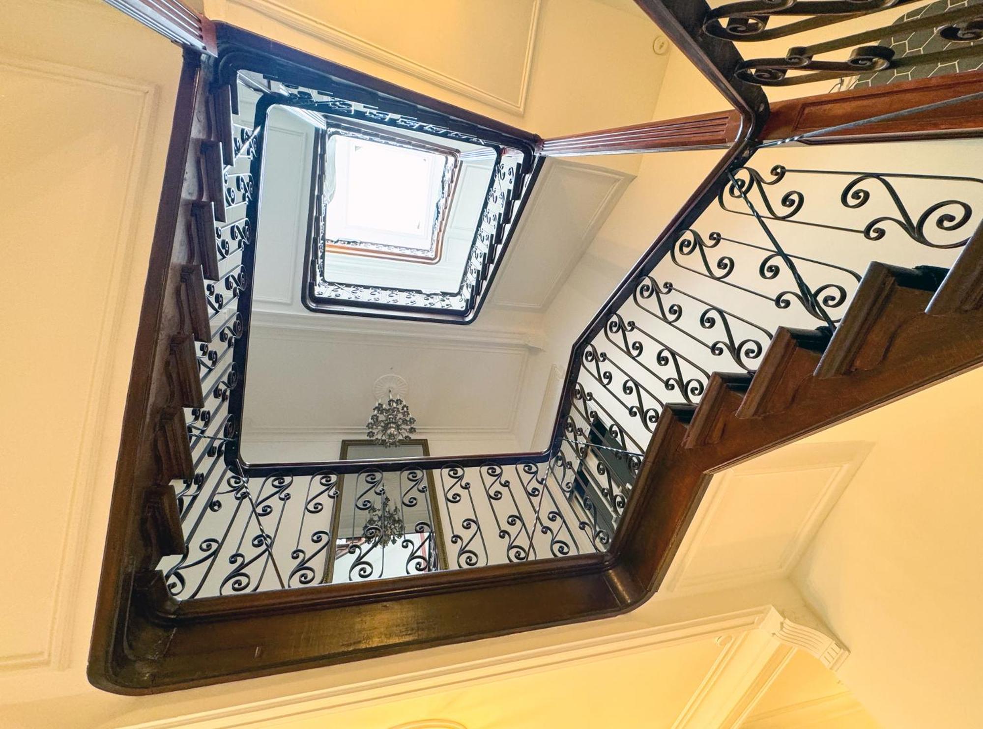 Your Homestay In A Bibliophile Mansion Anvers Exterior foto